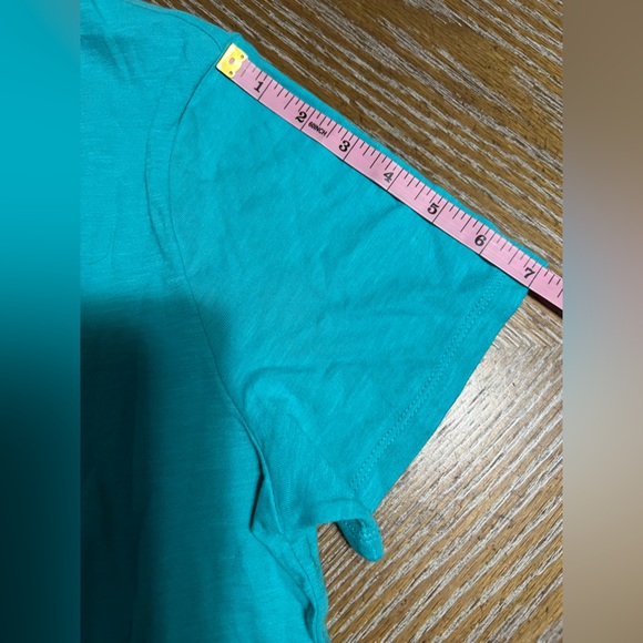 NWT GAP|Forever Soft V-neck Tee|Size Medium - Picture 5 of 7